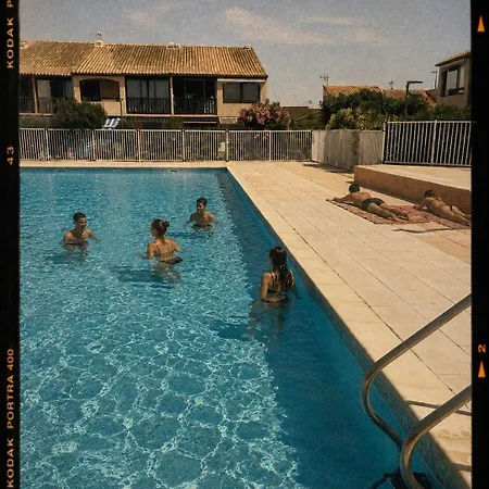 190 - Piscine, Mer, Petanque, Cigales شقة